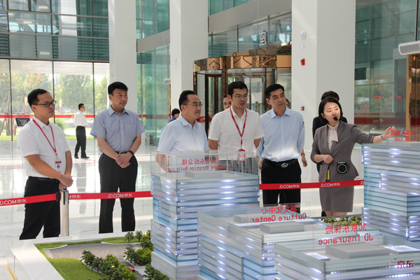 1507808260351529.jpg 1506330946734902.jpg